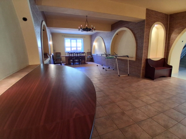 Casa 5 camere - Bucium