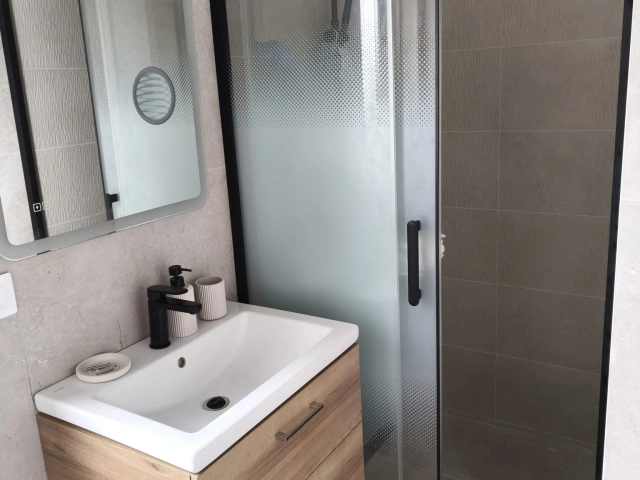 Casa 4 camere - Barnova