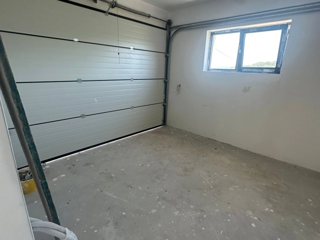 Casa 4 camere - Valea Adanca