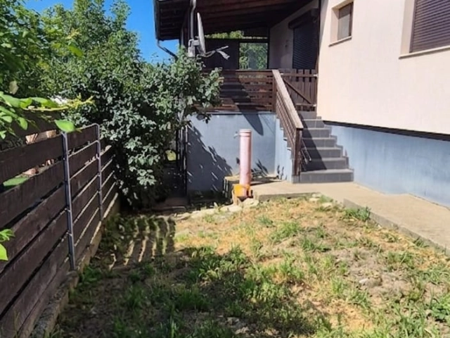 Casa 3 camere - Visani