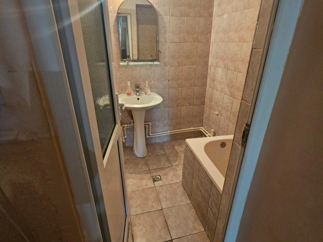 Casa 8 camere - CUG