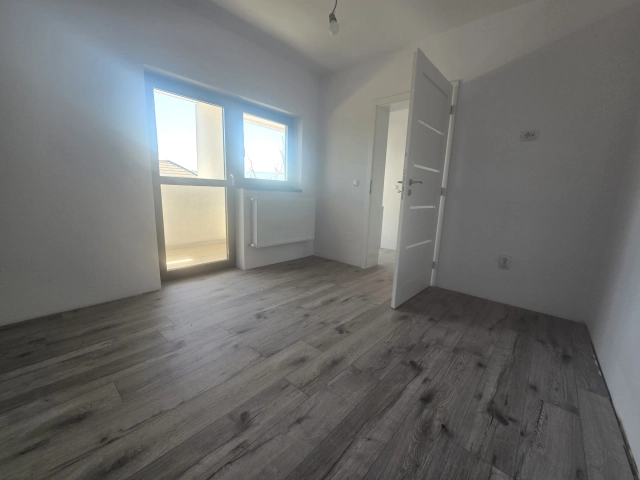 Casa 5 camere - Bucium