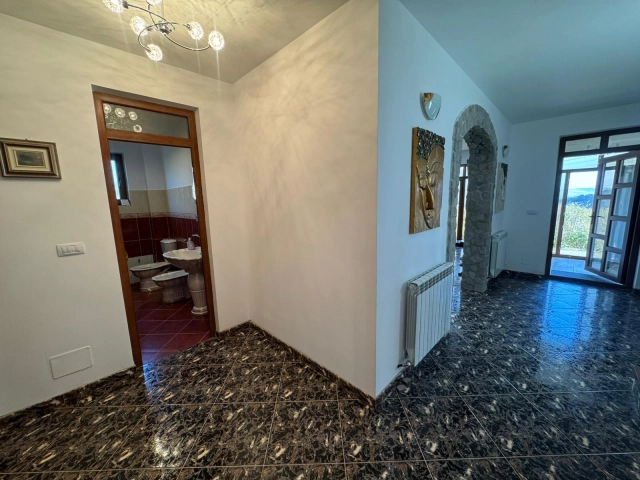Casa 4 camere - Tomesti