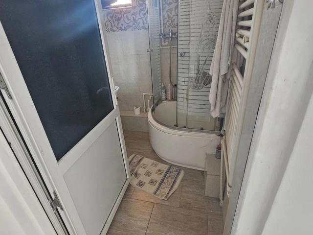 Casa 8 camere - CUG