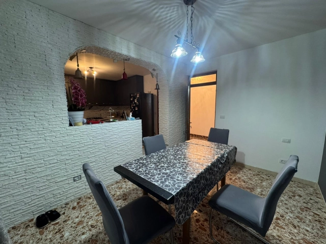 Casa 4 camere - Tomesti