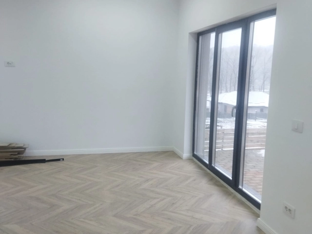 Casa 4 camere - Valea Adanca