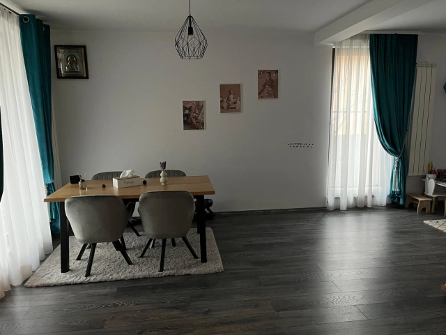 Casa 4 camere - Valea Adanca