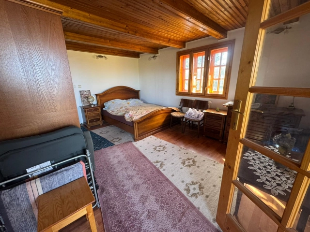 Casa 3 camere - Bucium