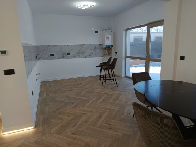 Casa 4 camere - Valea Lupului