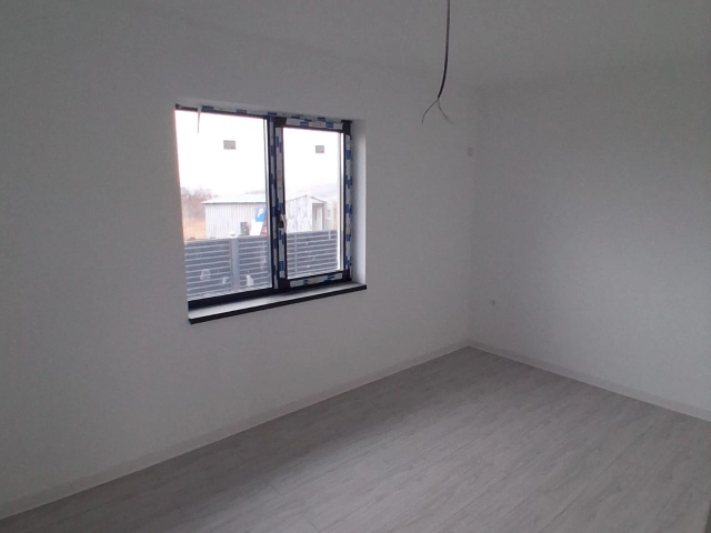 Casa 4 camere - Vorovesti