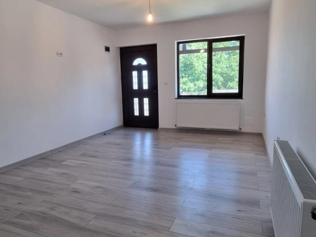 Casa 3 camere - Horpaz