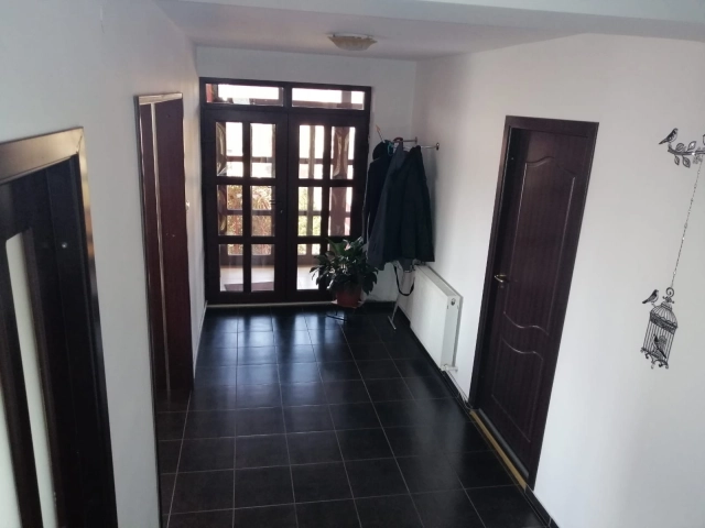 Casa 5 camere - Visani