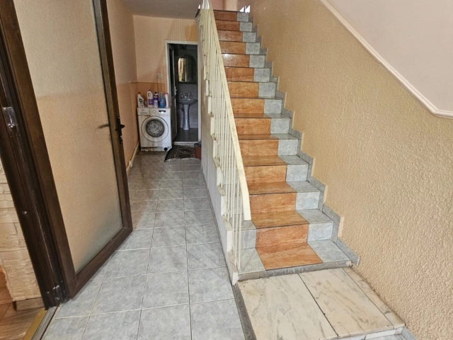 Casa 8 camere - CUG