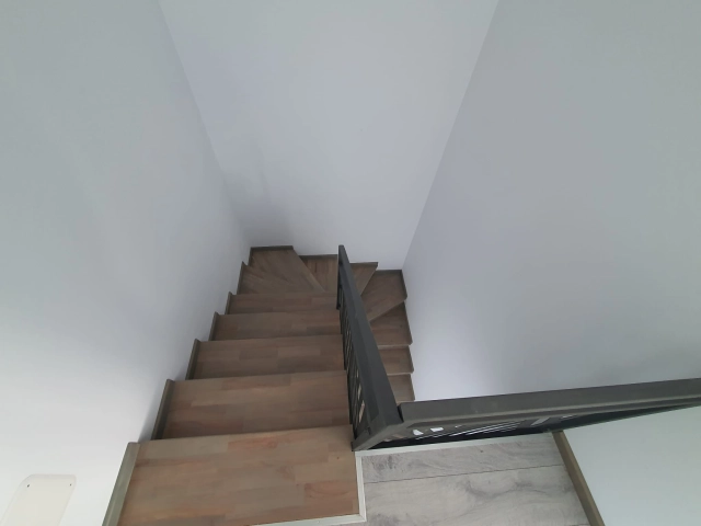 Casa 4 camere - Bucium