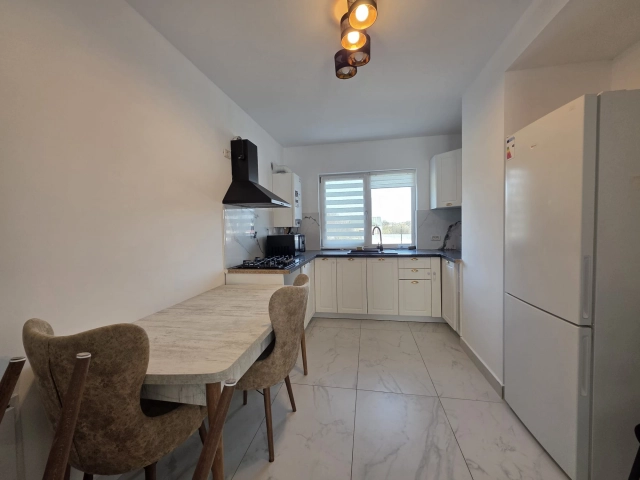 Casa 4 camere - Visani