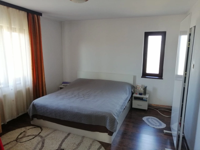 Casa 5 camere - Visani