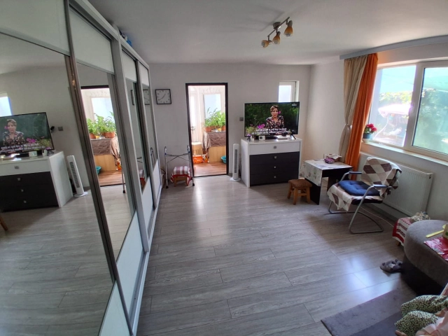 Casa 5 camere - Tatarasi