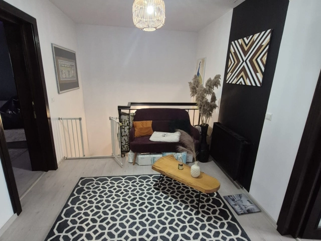 Casa 4 camere - CUG