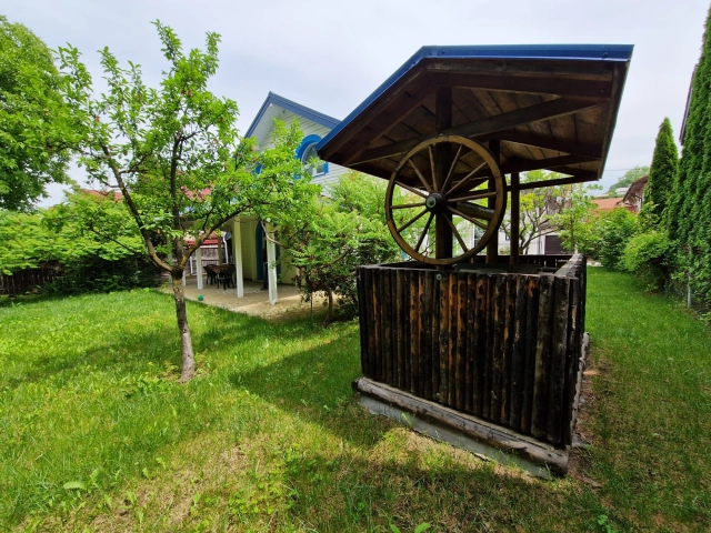 Casa 4 camere - Bucium