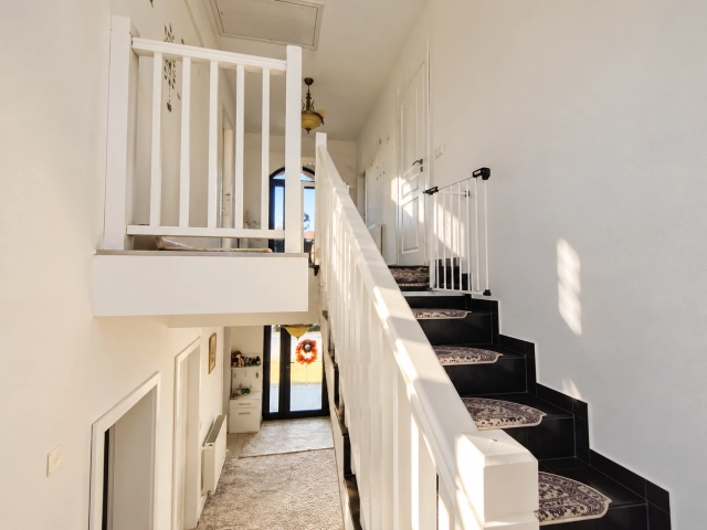 Casa 3 camere - Miroslava