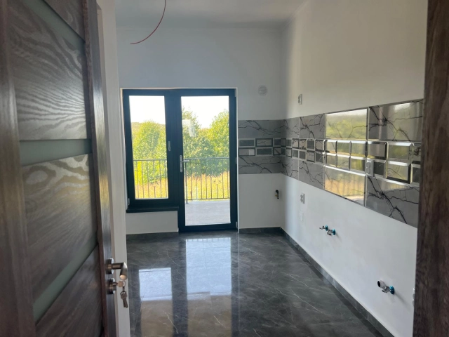 Casa 4 camere - CUG