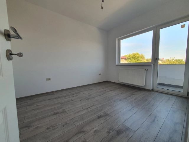Casa 4 camere - Bucium