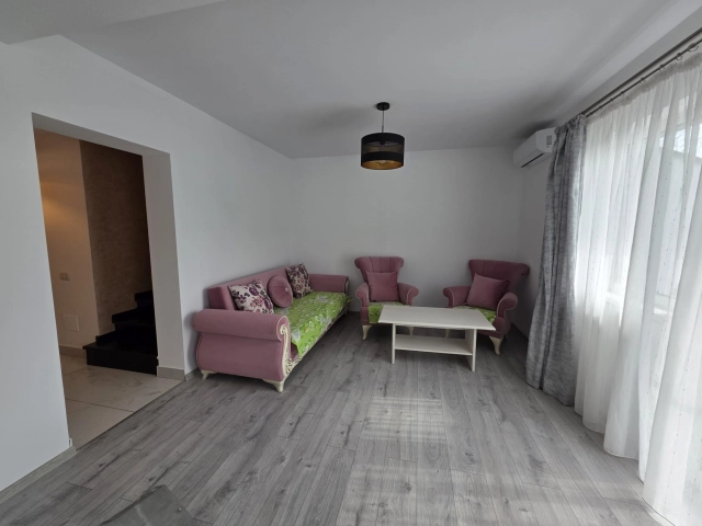 Casa 4 camere - Visani