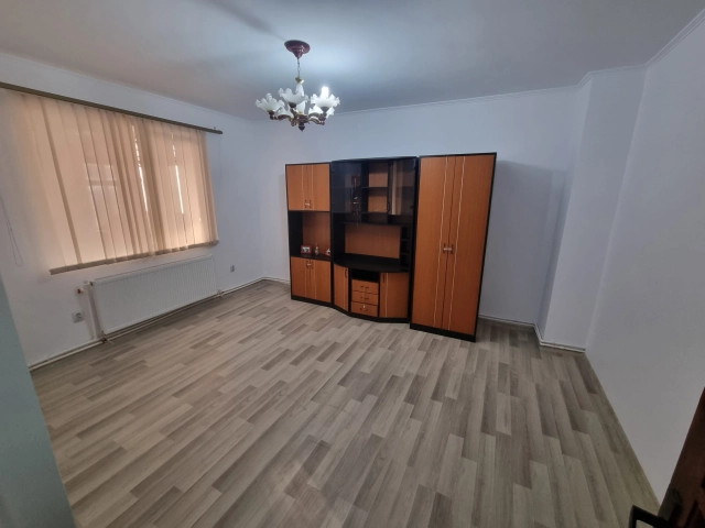 Casa 3 camere - Podu Ros