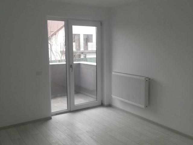 Casa 4 camere - Miroslava