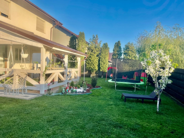 Casa 4 camere - Valea Lupului
