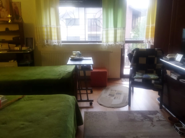 Casa 9 camere - Bucium