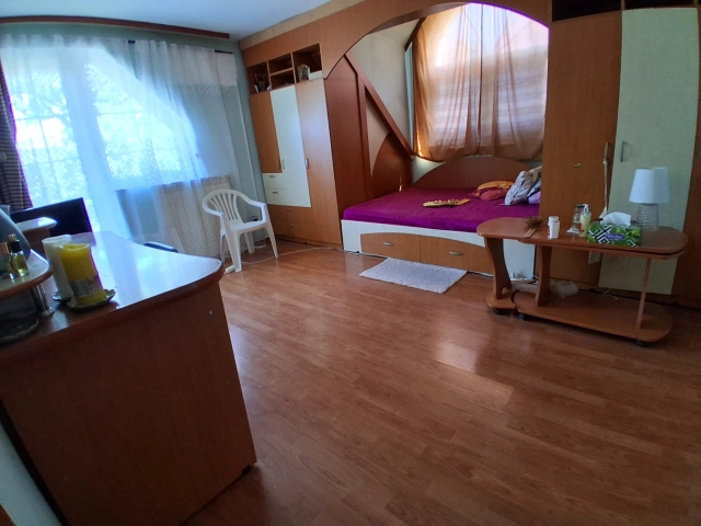 Casa 5 camere - Bucium