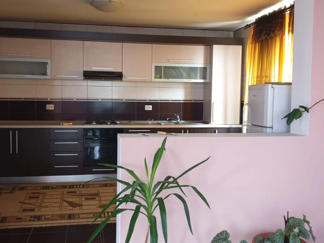 Casa 5 camere - Barnova
