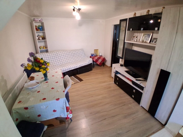 Casa 5 camere - Tatarasi