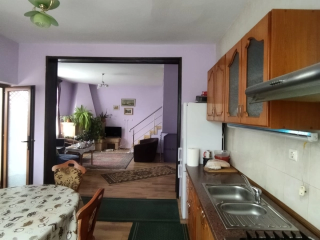 Casa 5 camere - Copou