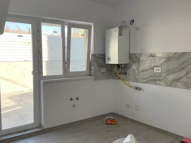 Casa 4 camere - Rediu