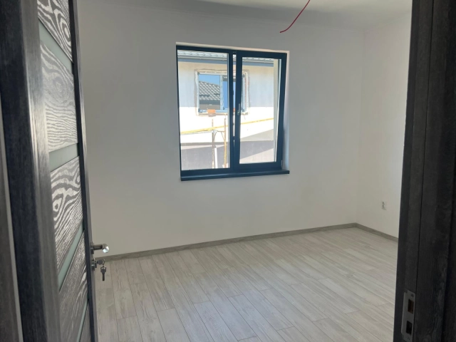 Casa 4 camere - CUG
