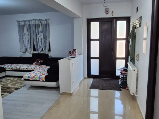 Casa 3 camere - Visani