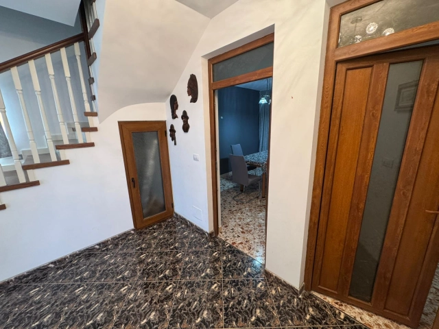 Casa 4 camere - Tomesti