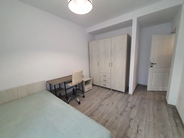Casa 4 camere - Bucium
