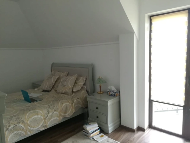 Casa 6 camere - Valea Lupului