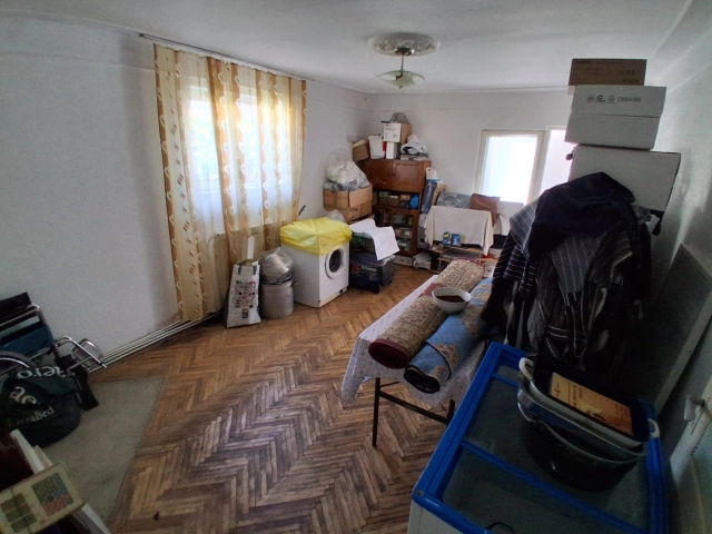 Casa 5 camere - Tatarasi