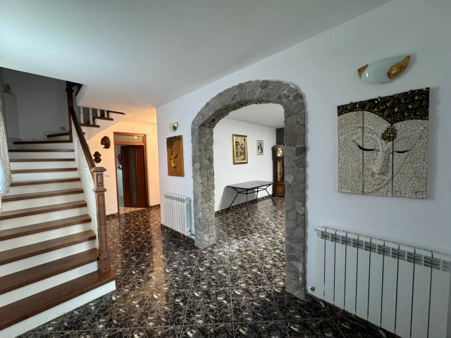 Casa 4 camere - Tomesti