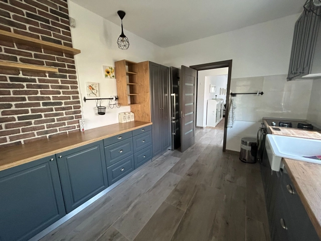 Casa 4 camere - Breazu