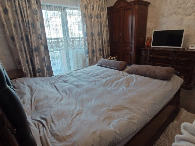 Casa 3 camere - Miroslava
