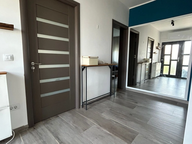 Casa 4 camere - Breazu
