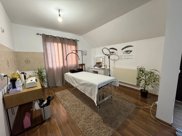 Casa 5 camere - Lunca Cetatuii