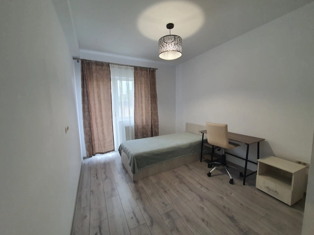 Casa 4 camere - Bucium