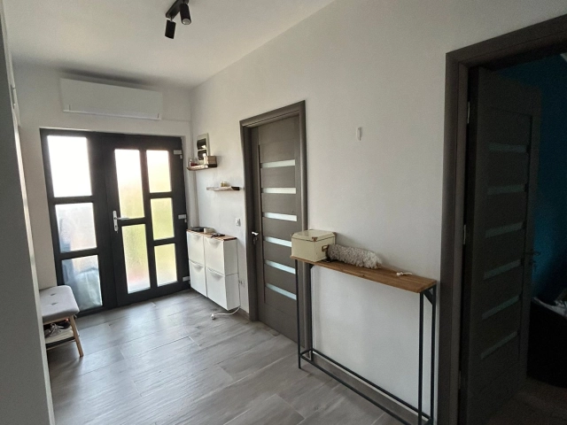 Casa 4 camere - Breazu