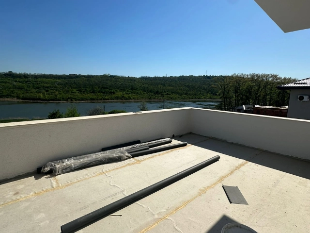 Casa 4 camere - Valea Adanca